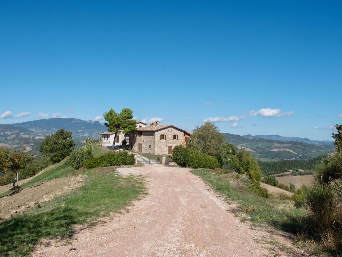 Belvilla By Oyo Borgo Tre SantʼAngelo in Vado المظهر الخارجي الصورة